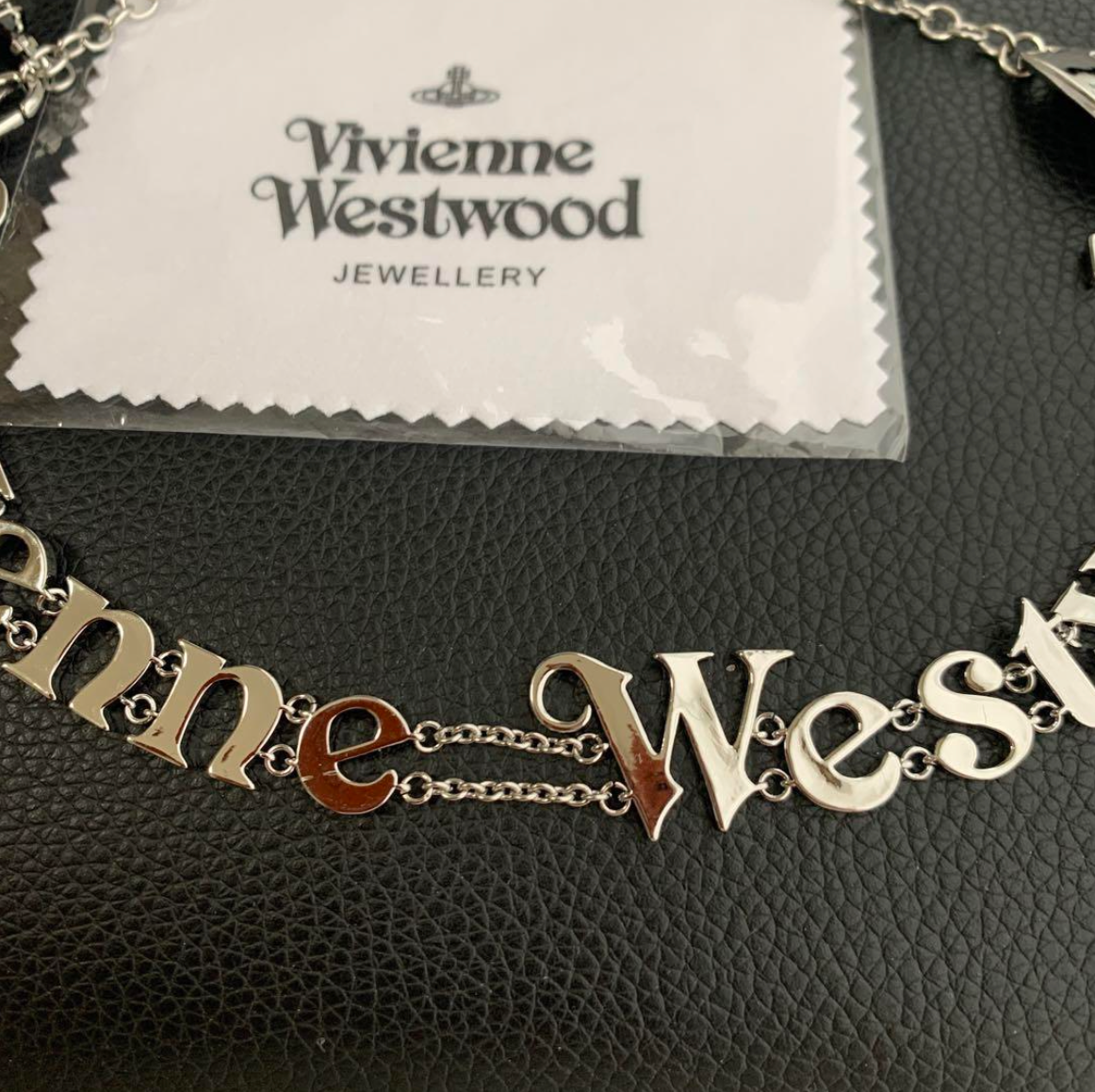 Vivienne Westwood RAIMUNDA Spellout Logo Necklace