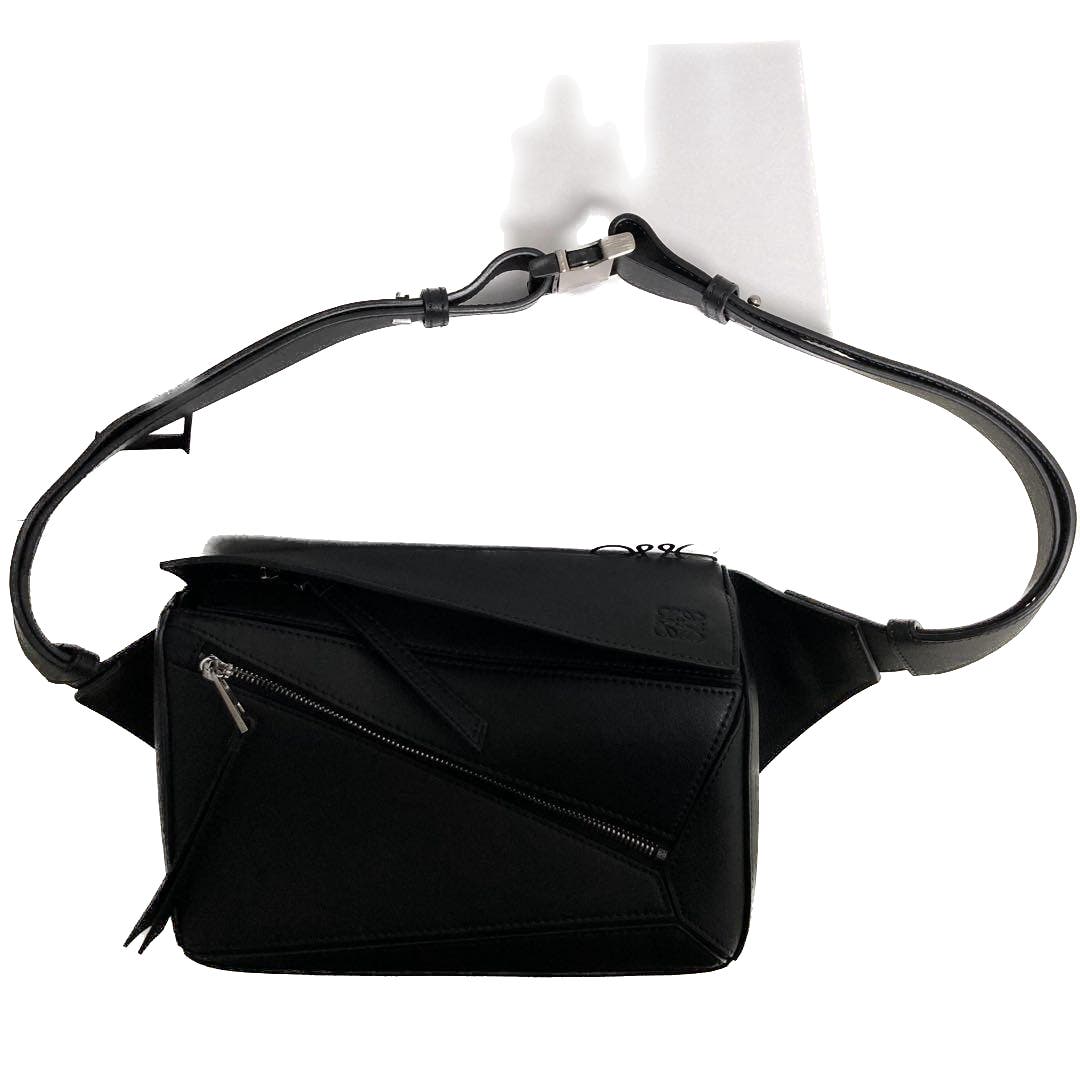 LOEWE Puzzle Small Black Body Bag