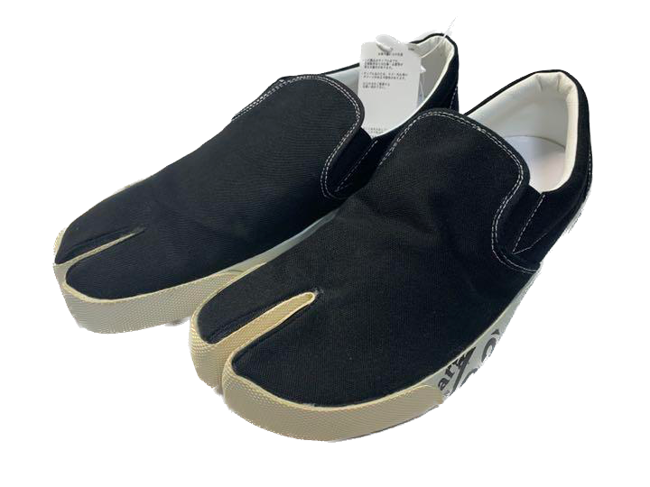 Maison Margiela Tabi Slip-On Sneakers