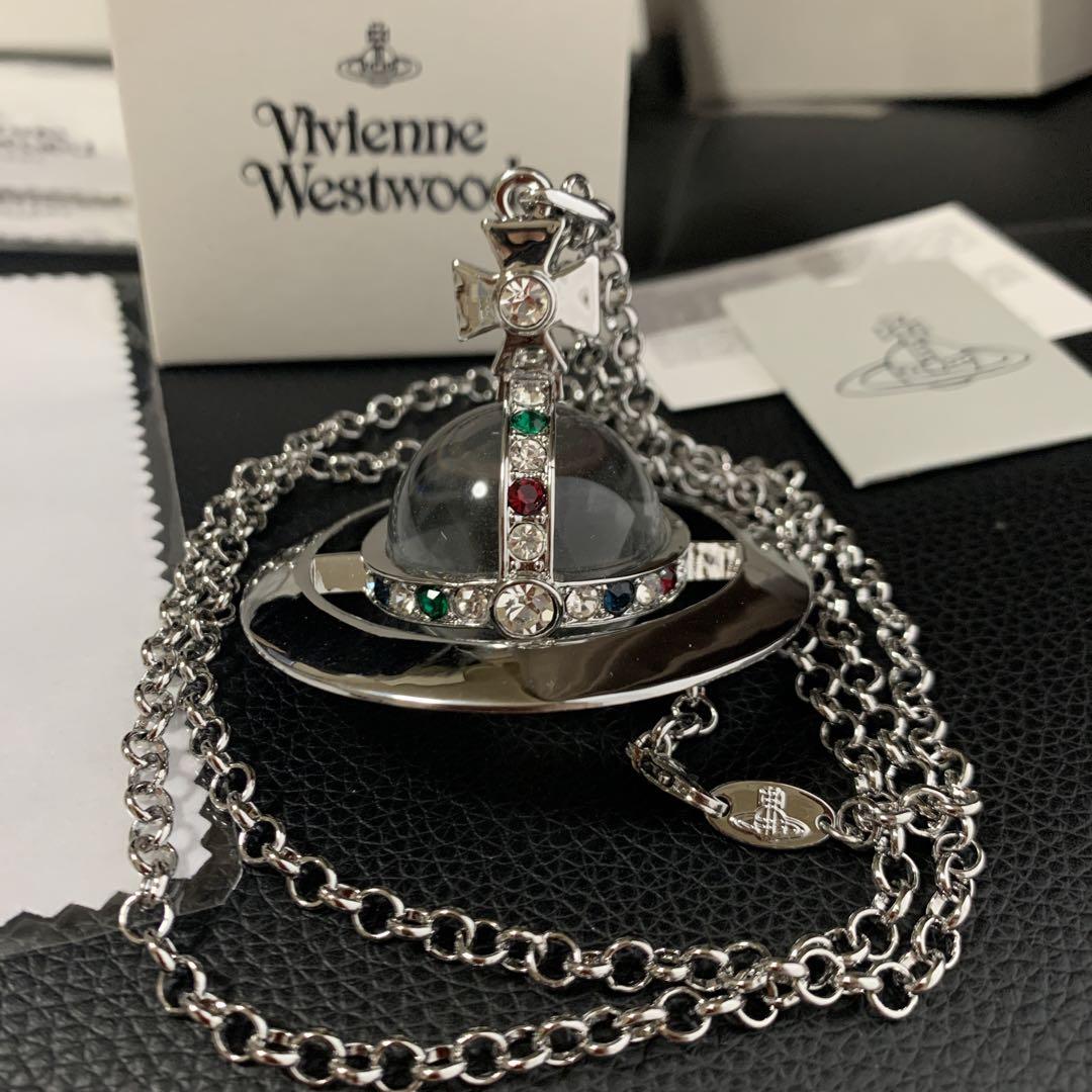 Vivienne Westwood Large Worlds End Exclusive Orb Necklace