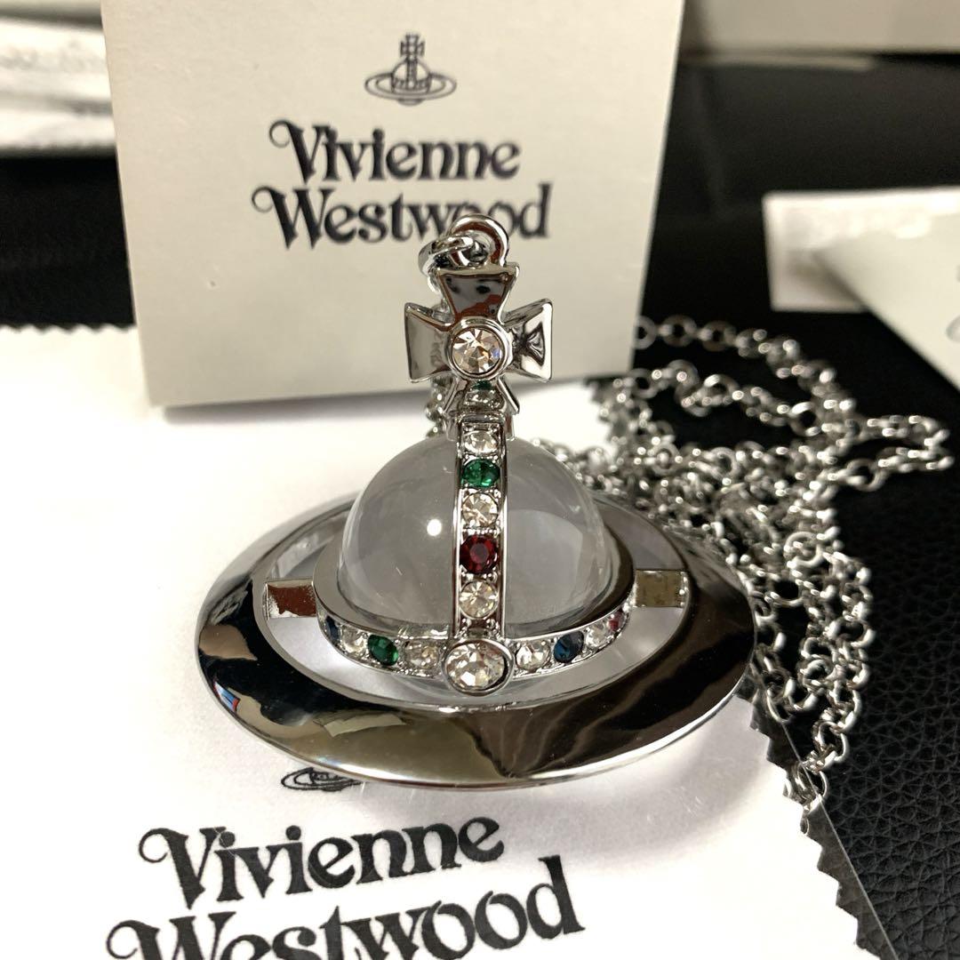 Vivienne Westwood Large Worlds End Exclusive Orb Necklace