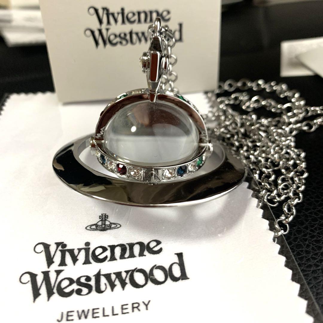 Vivienne Westwood Large Worlds End Exclusive Orb Necklace