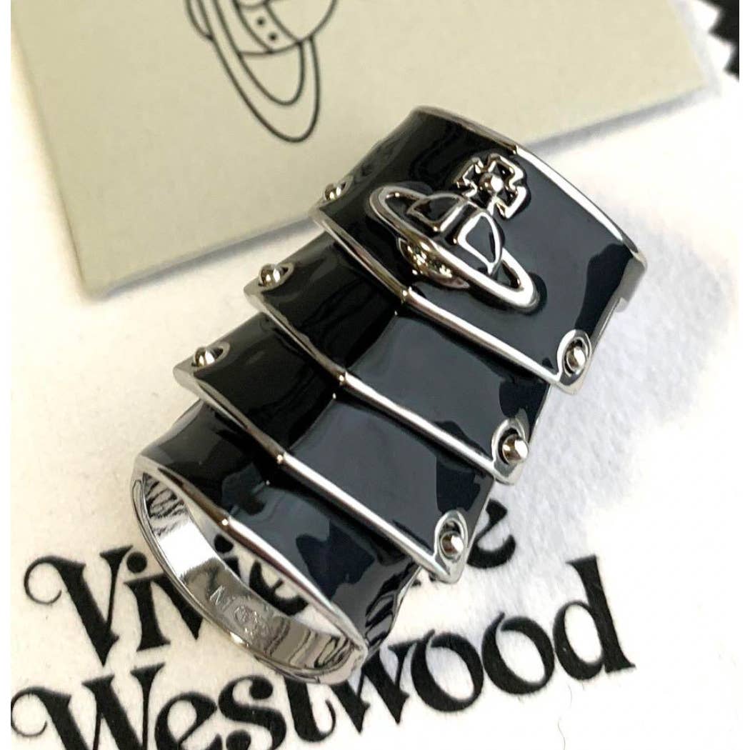 Vivienne Westwood ARTEMIS Armor Ring