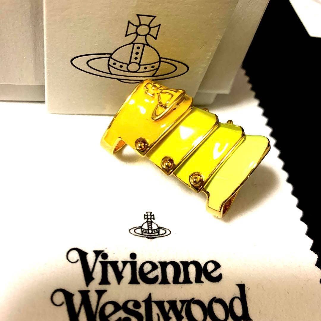 Vivienne Westwood ARTEMIS Armor Ring