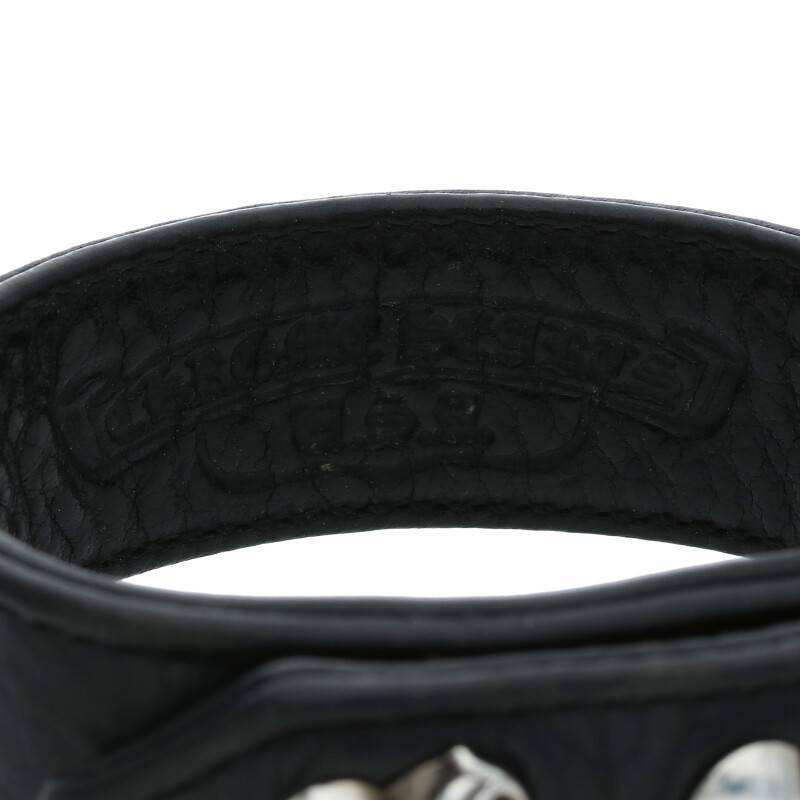 Chrome Hearts Heart 3 Button Snap Leather Bracelet