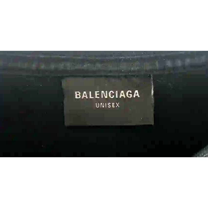 BALENCIAGA AW22 Be different Embroidery T-shirt Apple