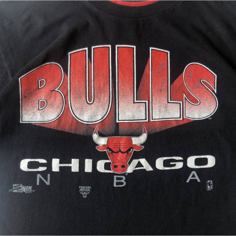 Vintage 90s layered Chicago Bulls Tee