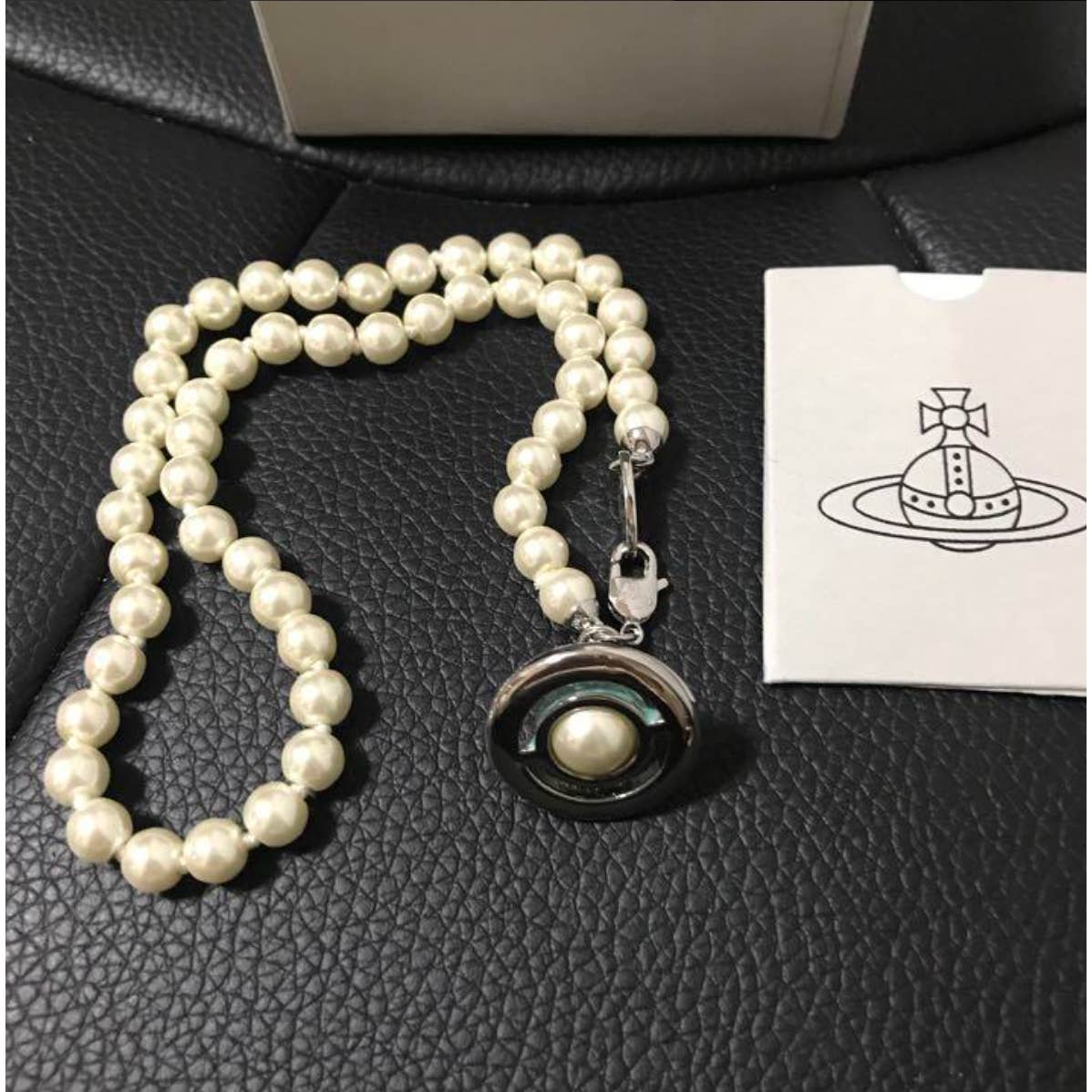 Vivienne Westwood Pearl silver mini 3d Orb Choker Necklace